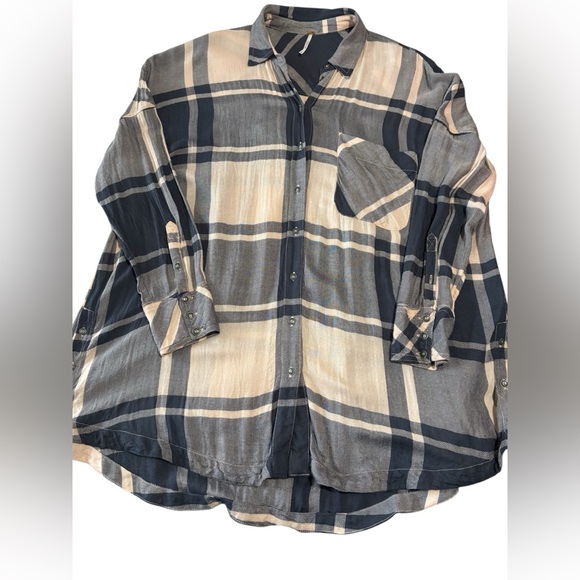 Free People Women’s M Oversized Plaid Button Up Shirt Longline Tunic Blue Beige - Picture 5 of 11